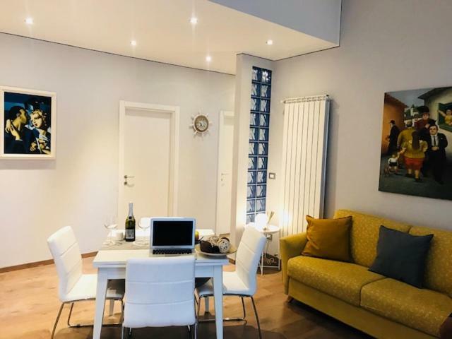 Marina Apartment & Suite Verbania Kültér fotó